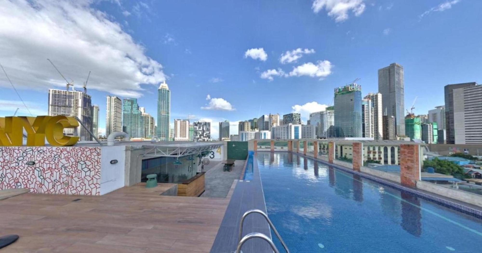 Oyo 563 Mytown New York Hotel Taguig Luaran gambar