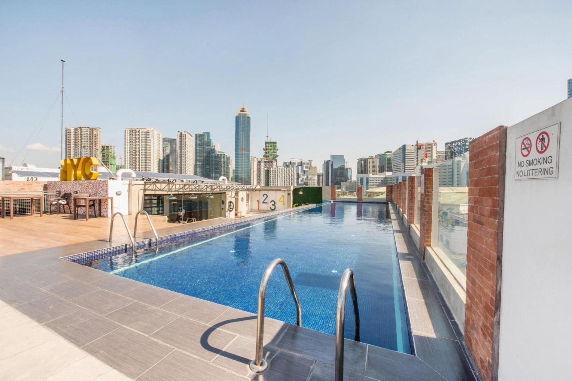 Oyo 563 Mytown New York Hotel Taguig Luaran gambar